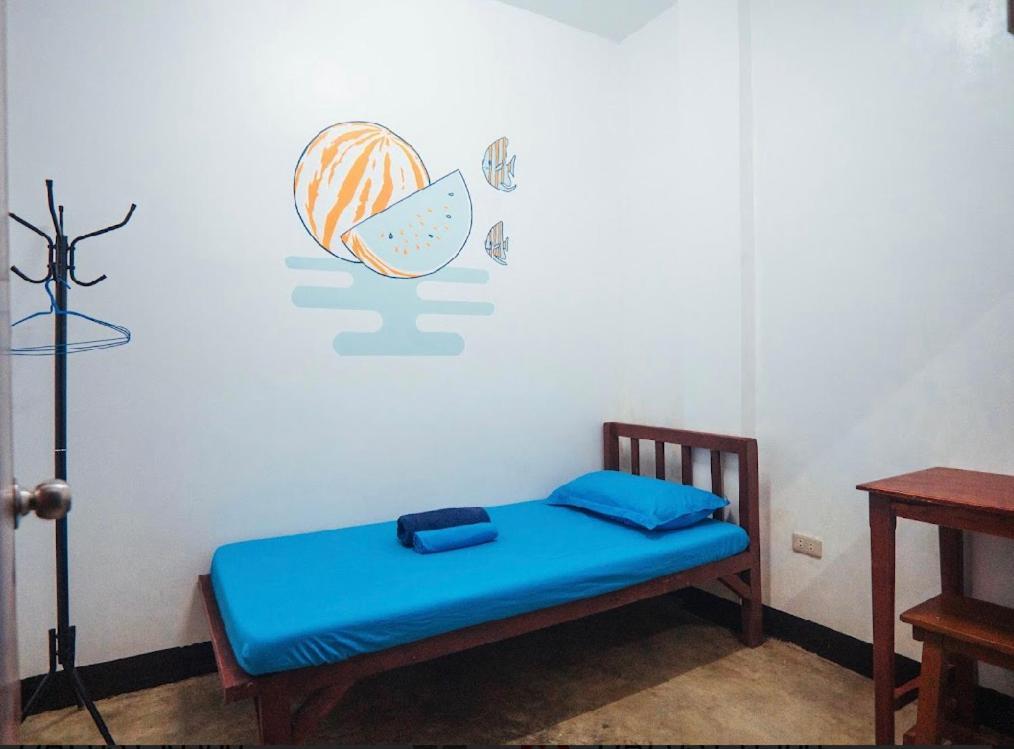 Tres Islas Hostel Генерал-Луна Экстерьер фото