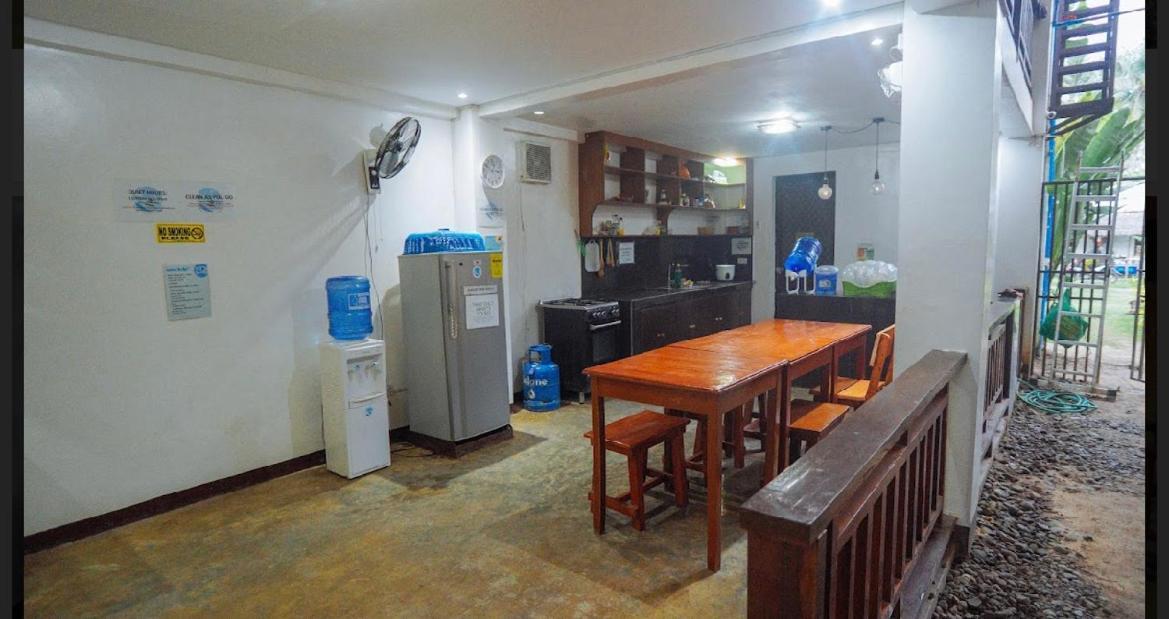 Tres Islas Hostel Генерал-Луна Экстерьер фото